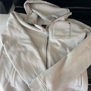 Vuori Men’s Seaside Hoodie Salt Size Medium